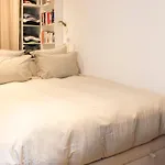 Lovely Love Nest Near Montmartre